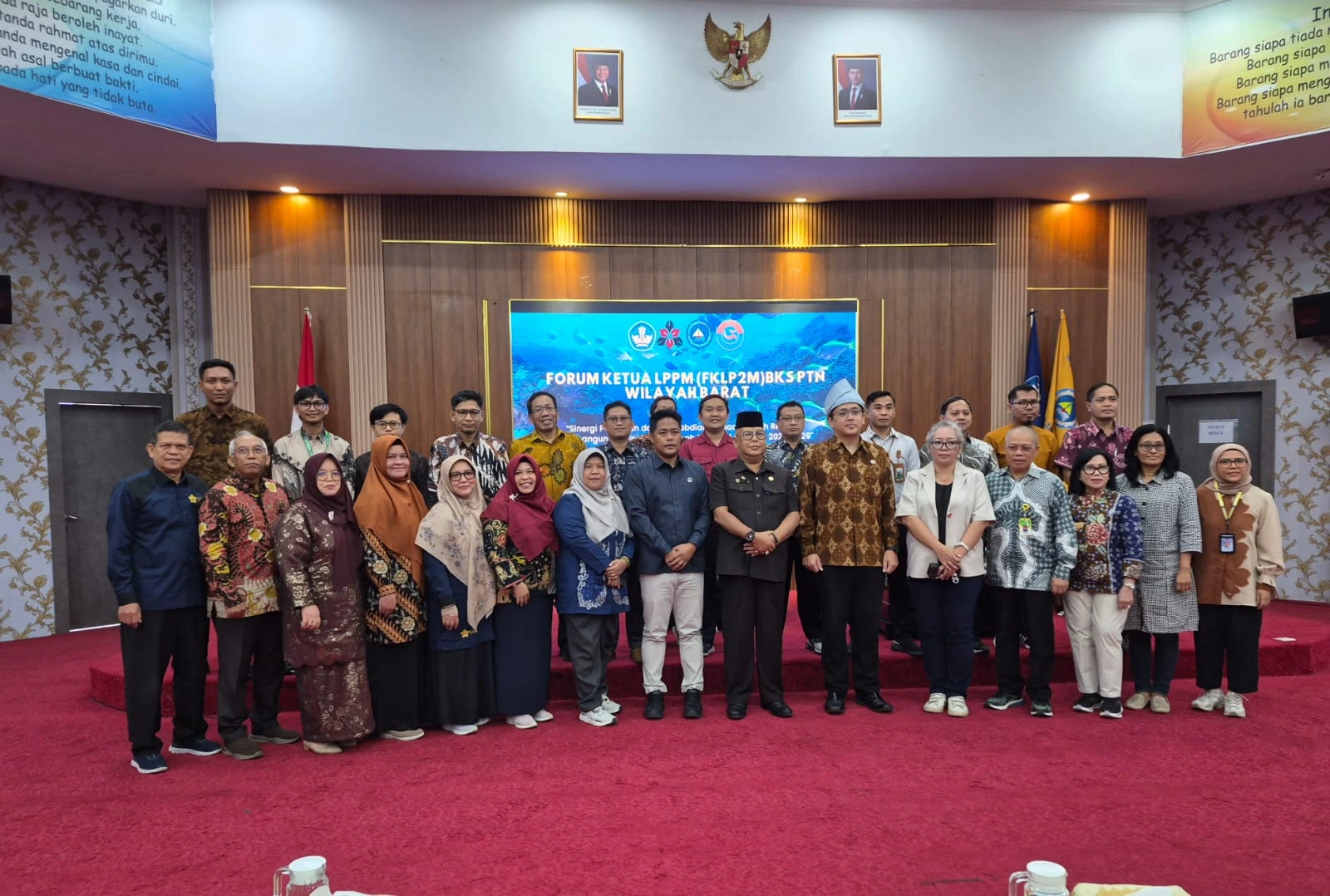 LPPM USU Attended the invitation to the National Seminar "Synergy of Research and Community Service towards the Direction of the National Medium-Term Development Plan (RPJMN) 2025 - 2029" in the Forum of LPPM Chairmen (FKLP2M) BKS PTN West Region